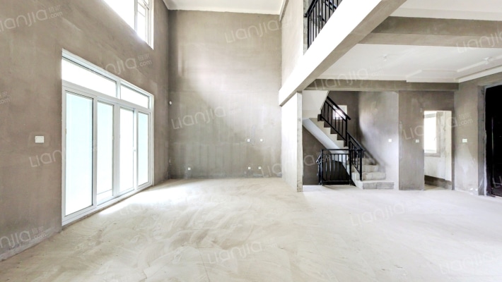 绿地中山铂邸二手房实景图