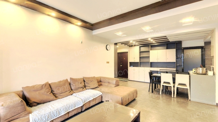 天合凯旋南城二手房实景图