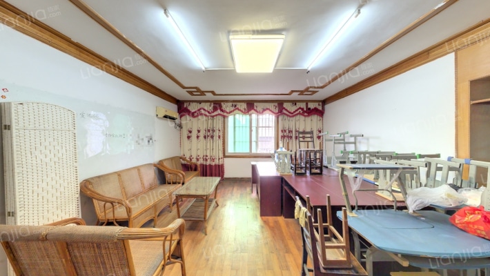 北京东路盐政大厦二手房实景图