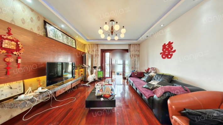 新港名仕花园二手房实景图