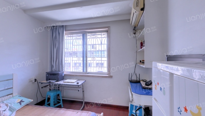 安泰路三十五弄二手房实景图