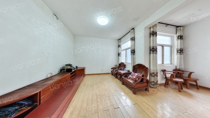 伟业佳苑二手房实景图