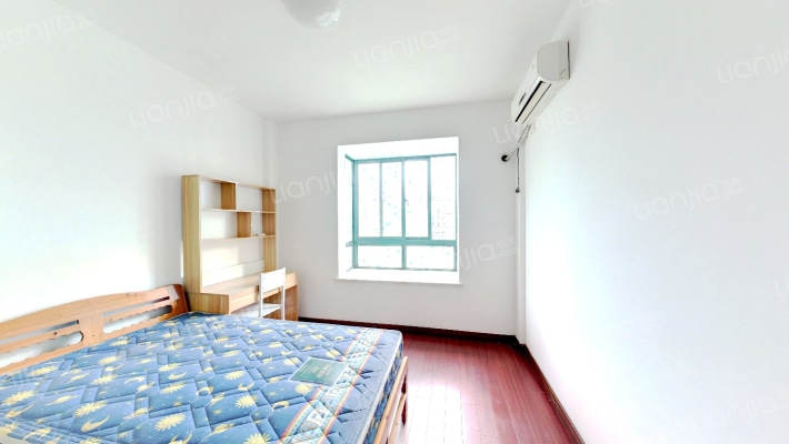 南国玲珑碧玉二手房实景图