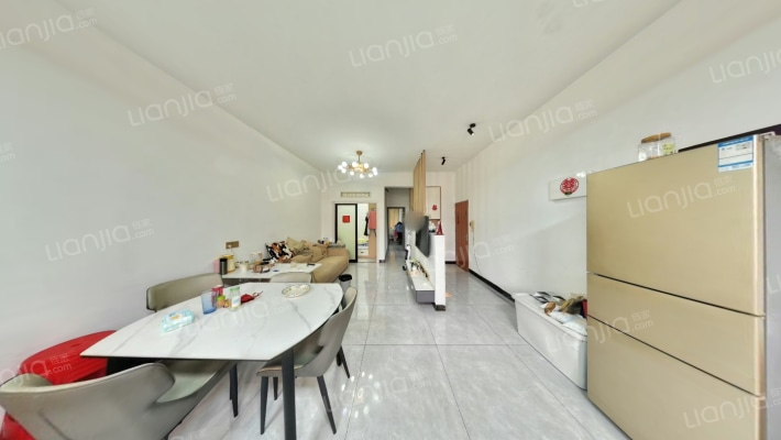 旅游公司宿舍二手房实景图