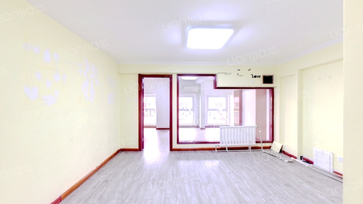 城品城二手房实景图