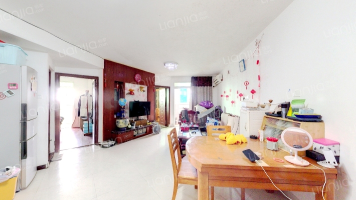 假日酒店公寓二手房实景图