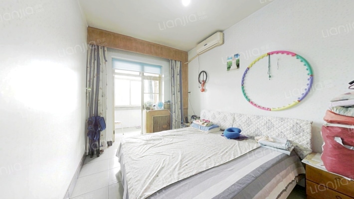 西旅家属院二手房实景图