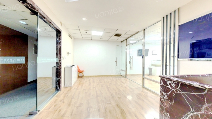 世贸大厦二手房实景图