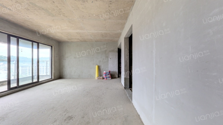 颐华府二手房实景图