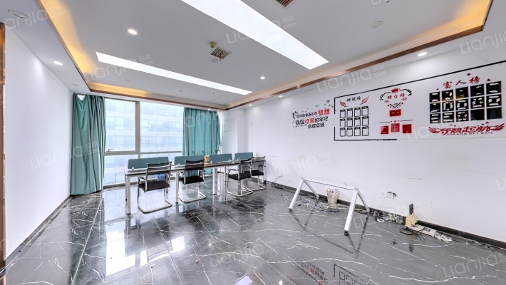 红谷滩万达广场二手房实景图