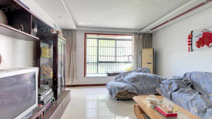 河畔花城二手房实景图