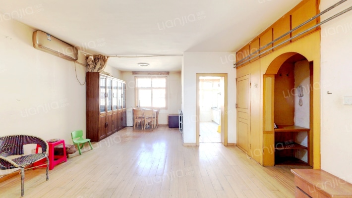 李沧鹏飞花园二手房实景图