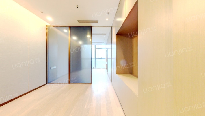 万达御湖公寓二手房实景图