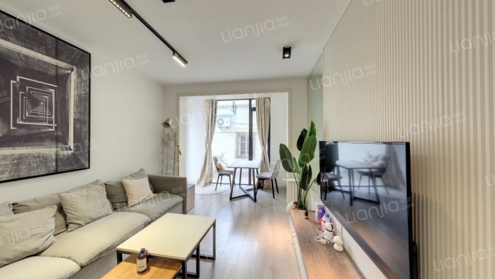 巨鹿路703弄二手房实景图