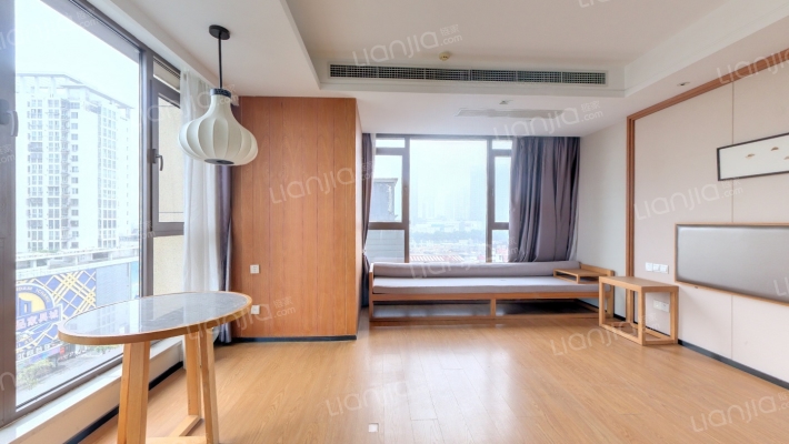 颐高广场二手房实景图