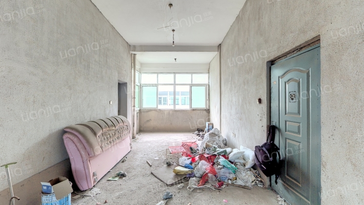 审计局宿舍二手房实景图