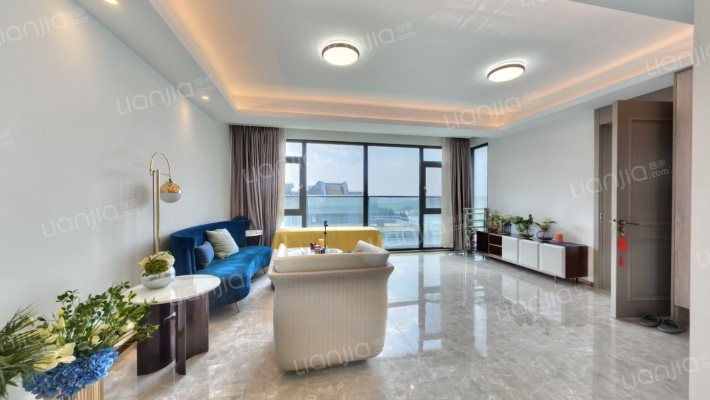 绿城·湖畔和庐二手房实景图