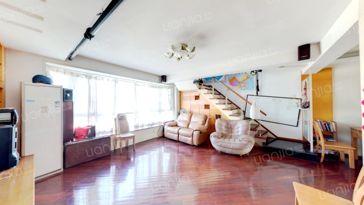 世纪虹二手房实景图