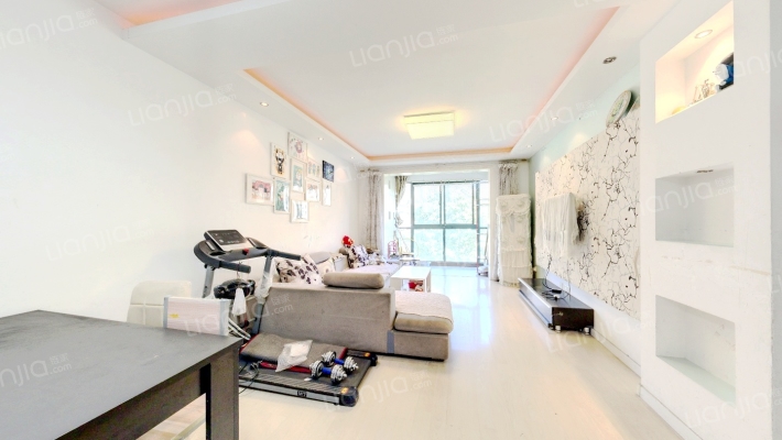 南方花园枫彩园南区二手房实景图