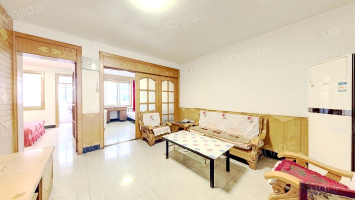 卧龙小区东区二手房实景图