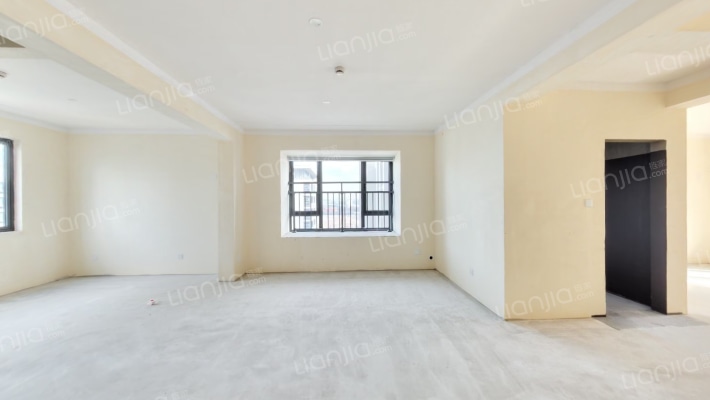 芳桂佳苑二手房实景图