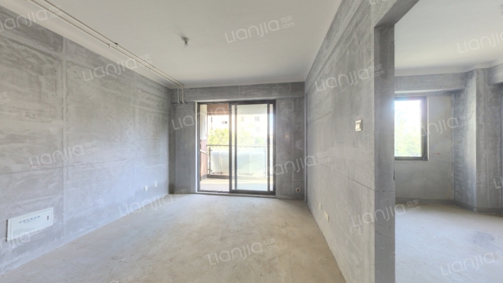 康居苑B区二手房实景图