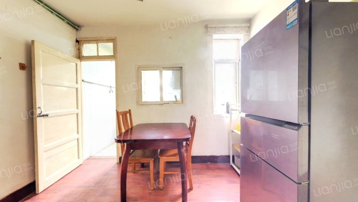 西湾新村二手房实景图