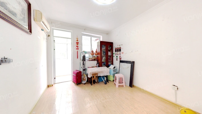 滋阳路二手房实景图