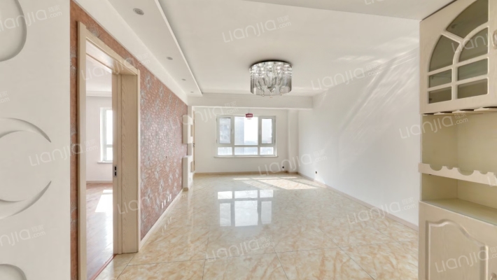 保利香槟国际二手房实景图