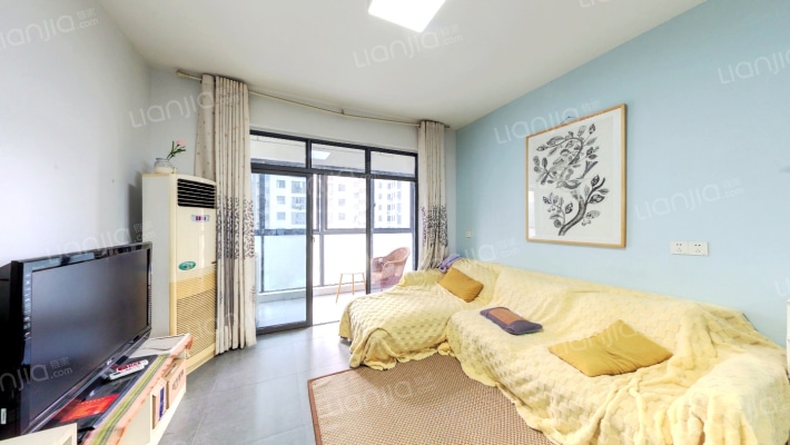 华侨假日中心二手房实景图