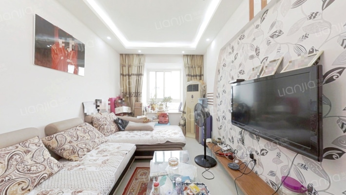 锦和苑西区二手房实景图