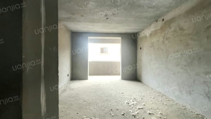 教育小区二手房实景图