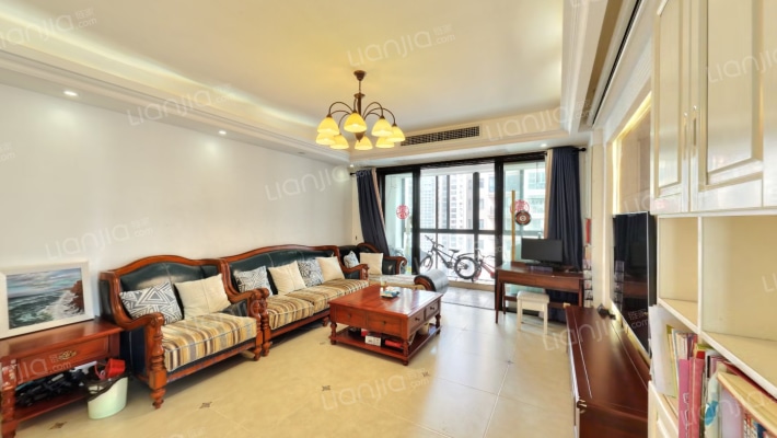 克拉美丽山庄二手房实景图