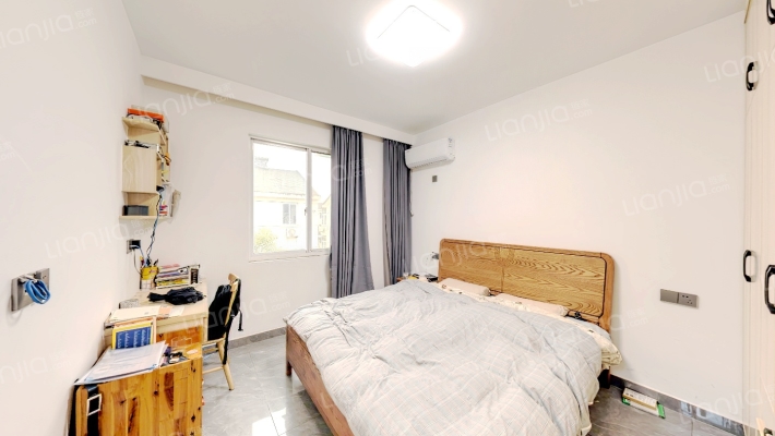 怡院新村小区二手房实景图