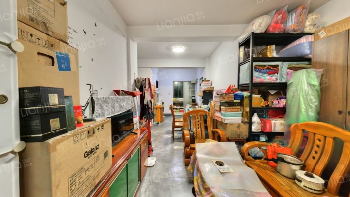 云鹤水岸绿苑二手房实景图