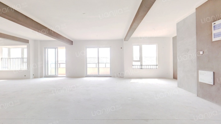 世合理想大地静和里二手房实景图