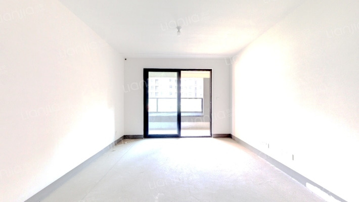 依云兰庭二手房实景图