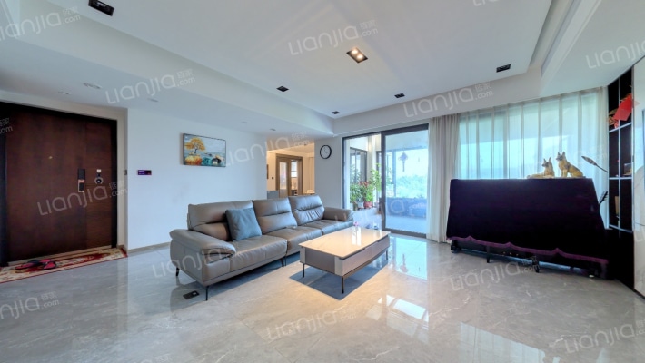 麓山上院二手房实景图