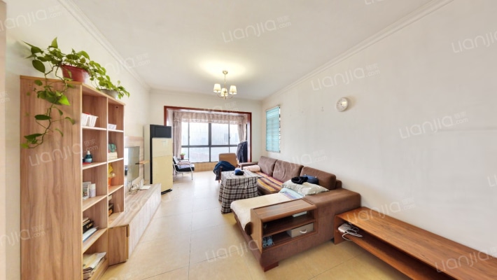 汇金国际二手房实景图