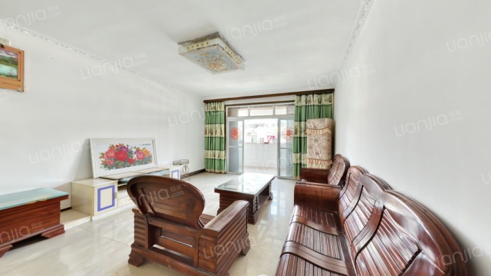 城管集资楼二手房实景图