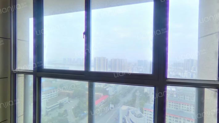 翡翠公馆二手房实景图