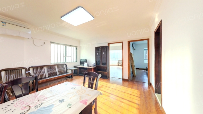 德安大厦二手房实景图