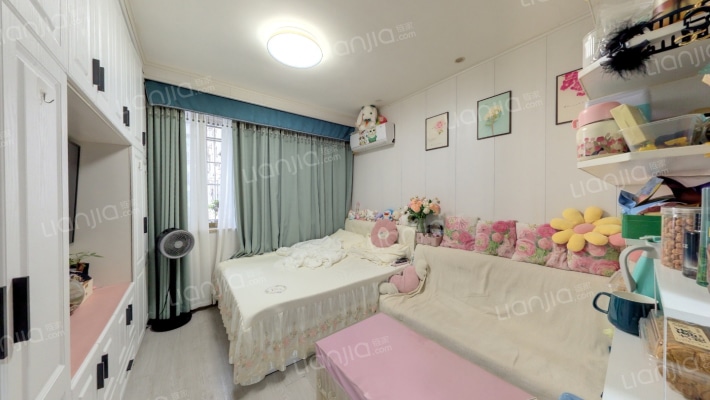 阳光假日二手房实景图