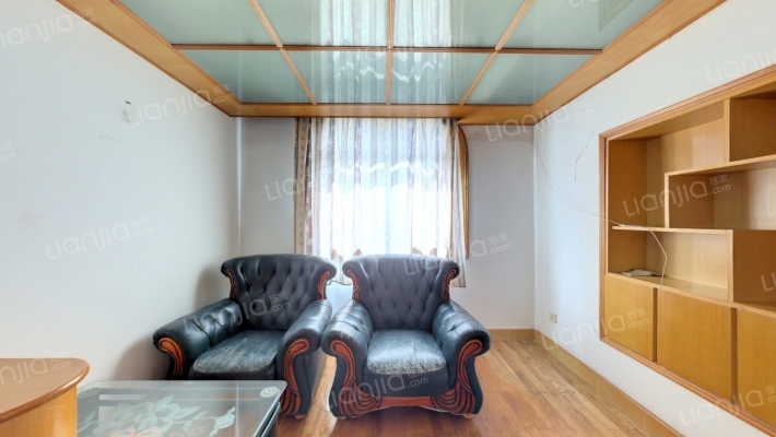 管弄二手房实景图