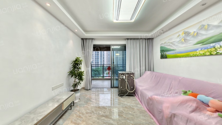 招商依云华府二手房实景图