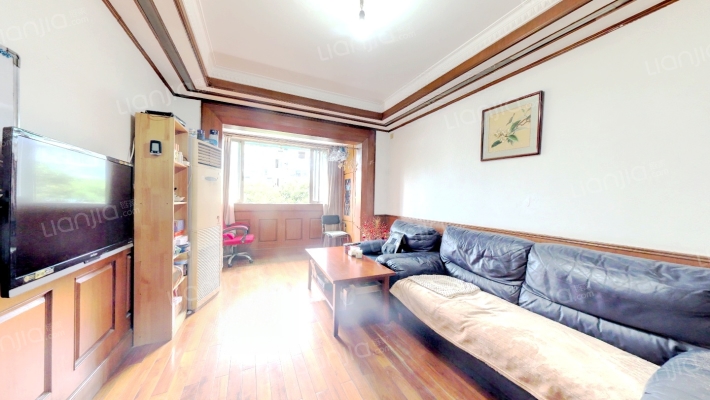 鞍山路310弄二手房实景图