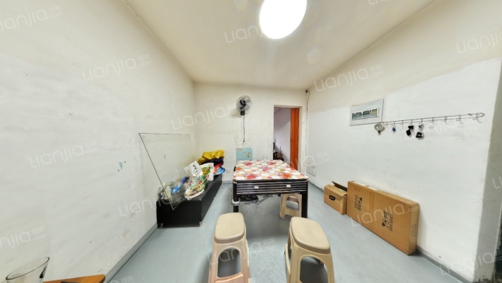 东汇路187号二手房实景图