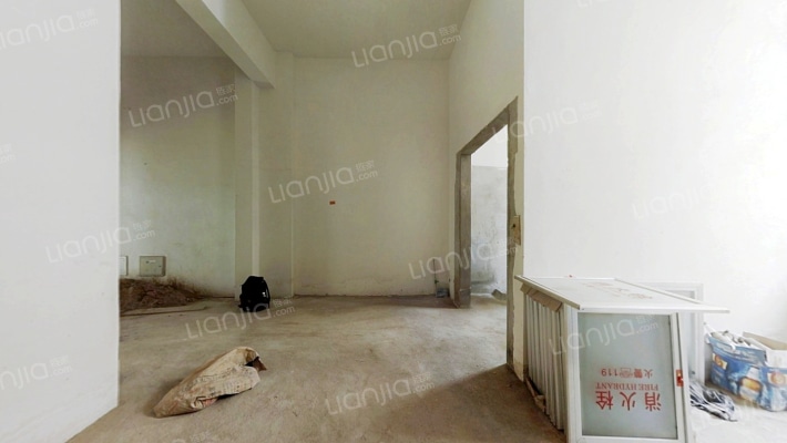 高尔夫逸墅二手房实景图