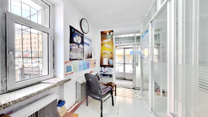 宝山路林业局楼二手房实景图