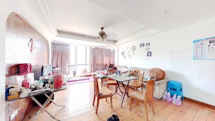 鑫隆花园二期二手房实景图